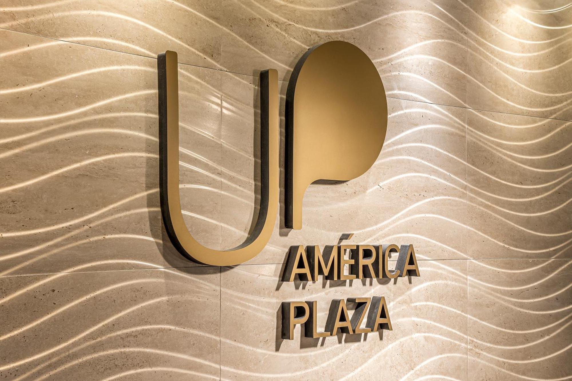 Up America Plaza Буенос Айрес Екстериор снимка